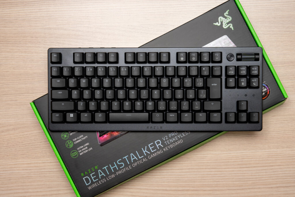 Razer DeathStalker V2 Pro レビュー】長時間でも疲れないゲーミング 